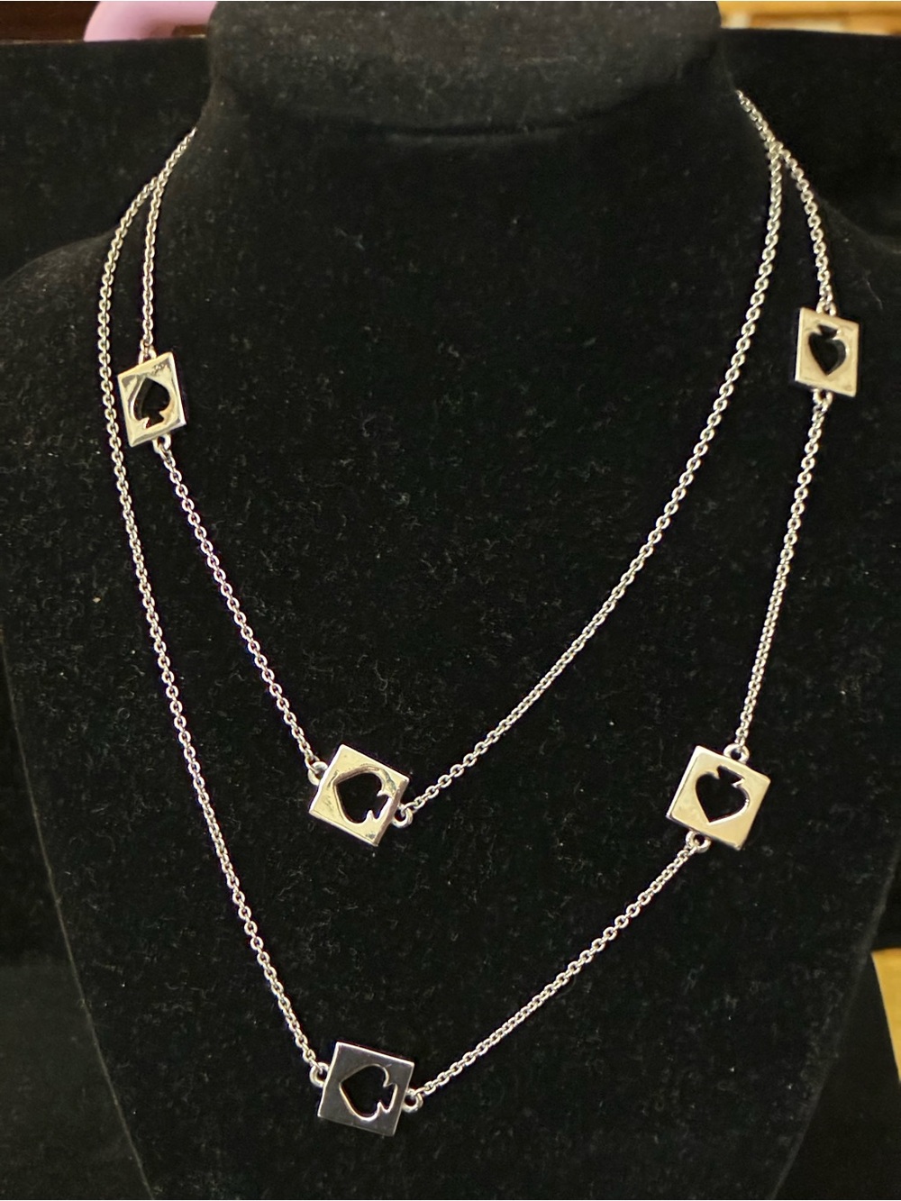 Kate Spade EUC Silver Double-Layer  or single Spade Cutout Station Necklace @32”